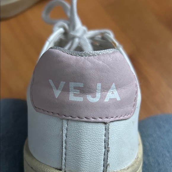 Veja Women's White and Light Pink Sneakers - Picture 2 of 3